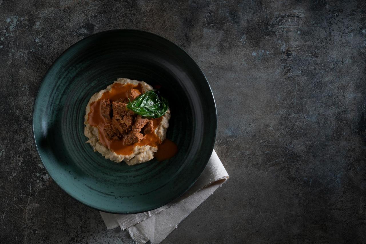 Hotel Régie Ottoman Istanbul - Special Category Exterior foto A plate of mashed potatoes with gravy