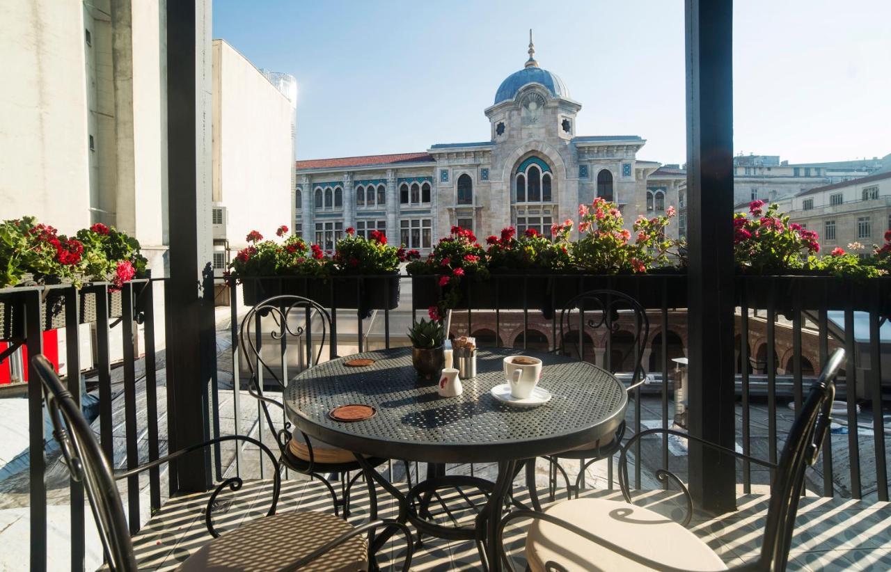 Hotel Régie Ottoman Istanbul - Special Category Exterior foto The balcony of the hotel
